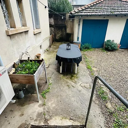 Le Petit Eden